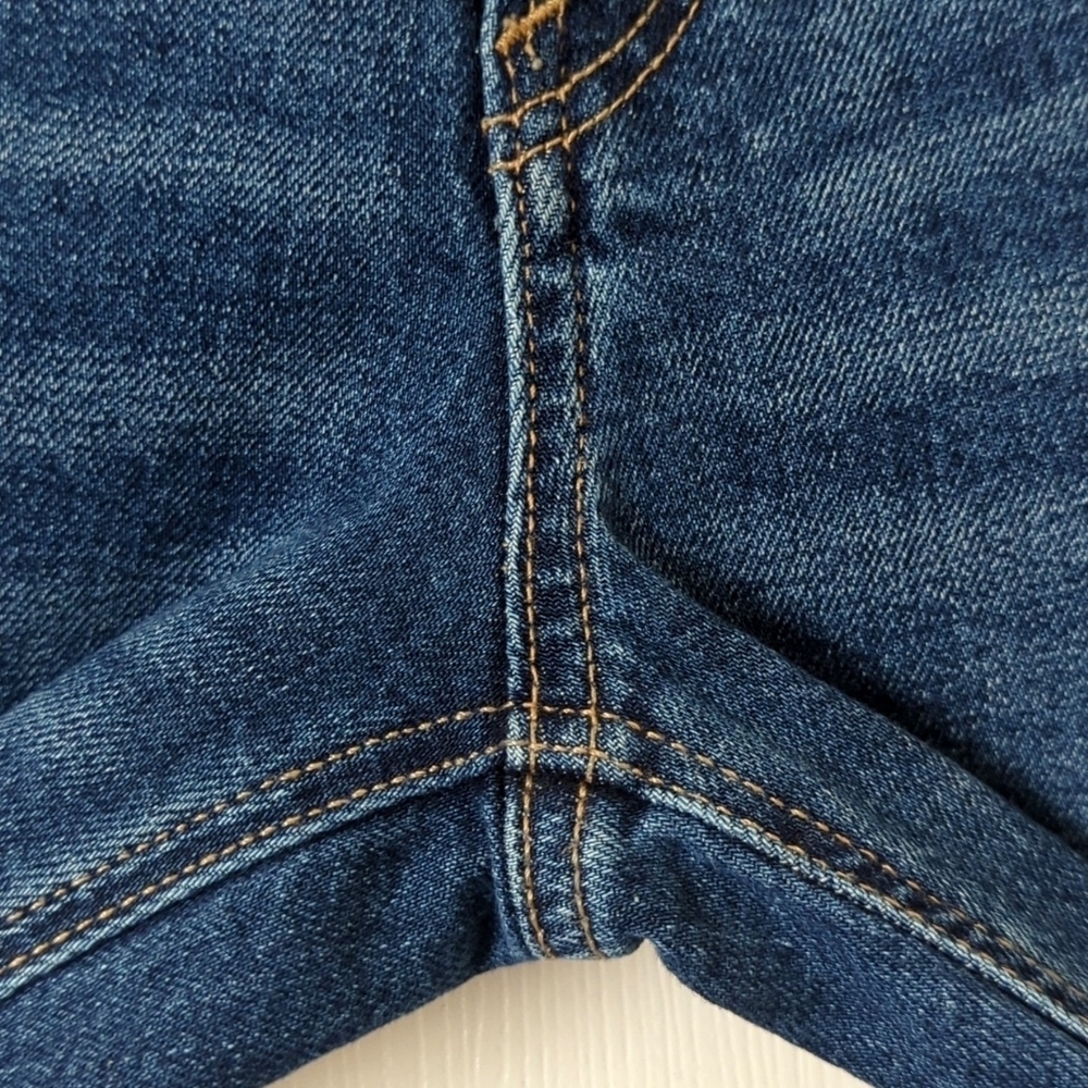American Eagle Classic Dark Wash High Rise Crossover Straight Leg Mom Jeans 00 - Picture 13 of 15